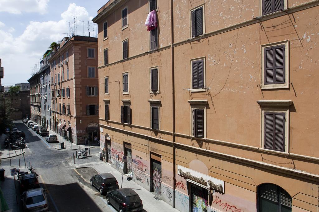 San Lorenzo 42 Roma Exterior foto